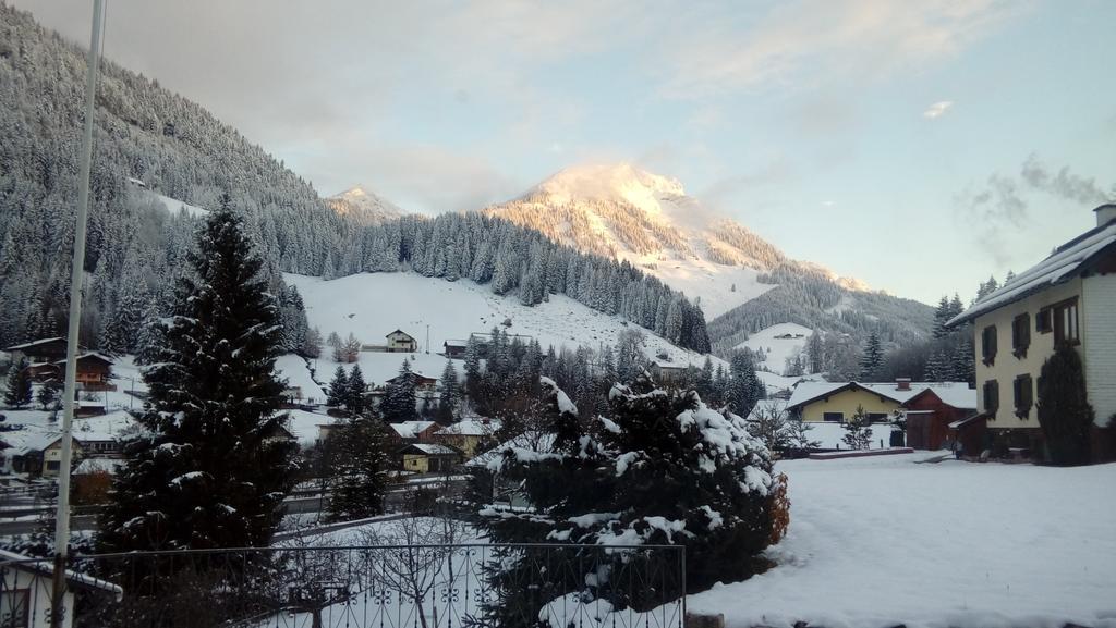 Gasthof Schonblick Hotel Russbach am Pass Gschuett Exterior photo
