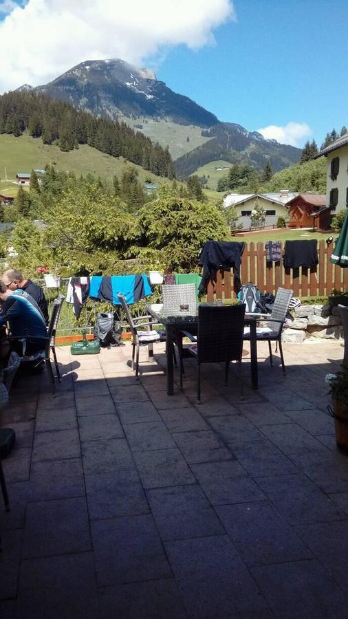 Gasthof Schonblick Hotel Russbach am Pass Gschuett Exterior photo